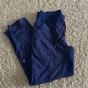 Lululemon Dance Studio crop pant